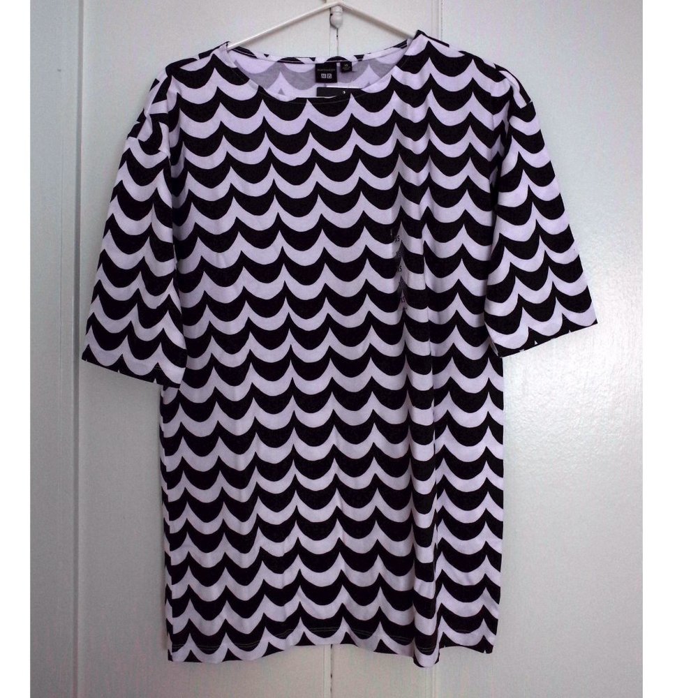 Marimekko x Uniqlo 3/4 sleeve Tunic Black X White XS NWT